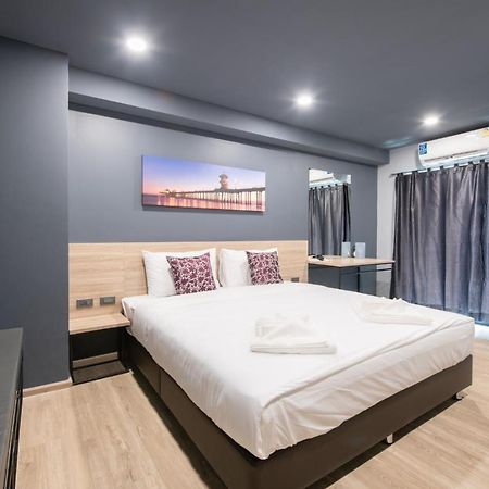 Oblique Apartment - ออฟบลิค อพาร์ทเมนท์ Nonthaburi Zewnętrze zdjęcie