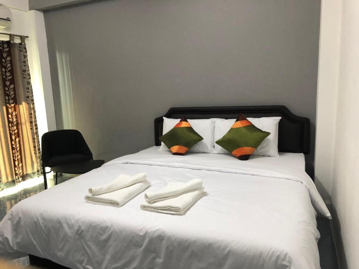 Oblique Apartment - ออฟบลิค อพาร์ทเมนท์ Nonthaburi Zewnętrze zdjęcie